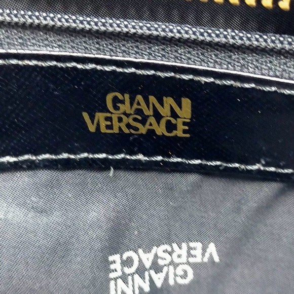 Gianni Versace Medusa Hand Bag Enamel - Picture 4 of 9